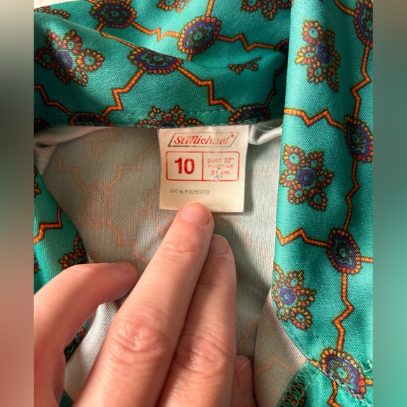 SOLD Patterned Vintage 90’s Skirt Set - Picture 5 of 5